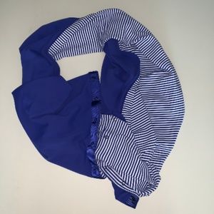 Lululemon | Thick, Reversible Vinyasa Scarf